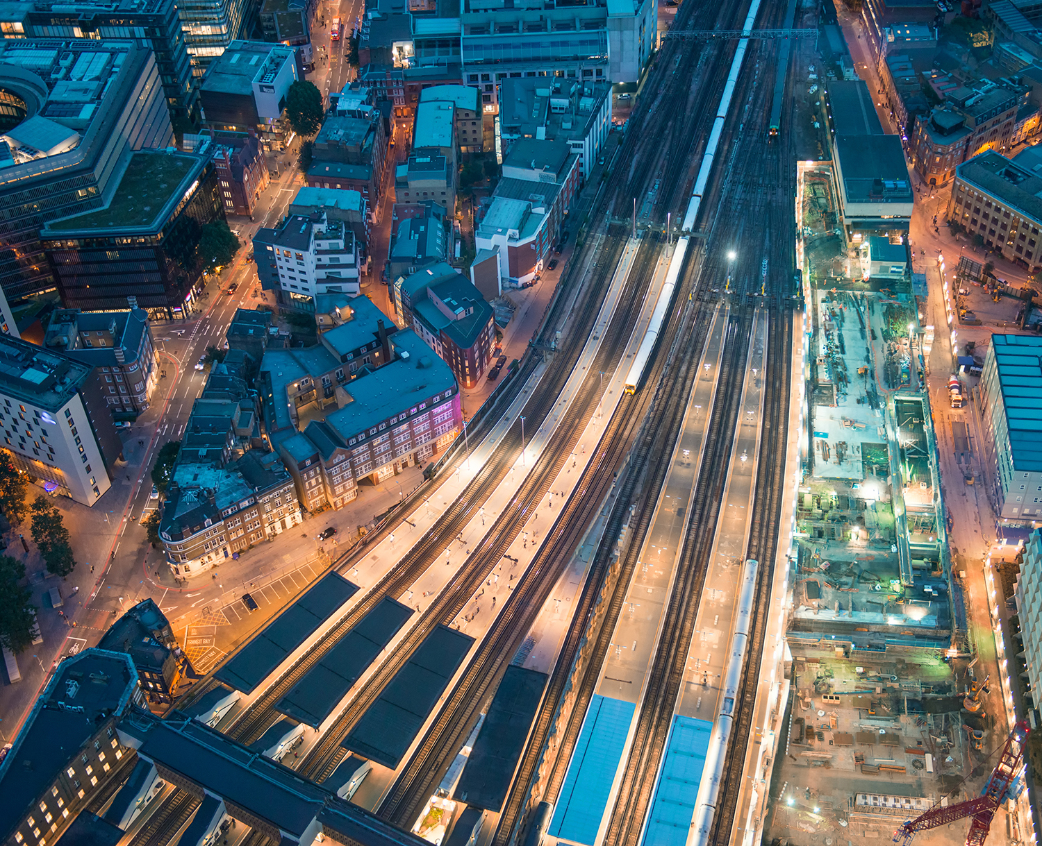 Rail on track with advanced signalling system